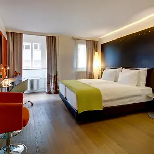 Hotel Design F6 ***